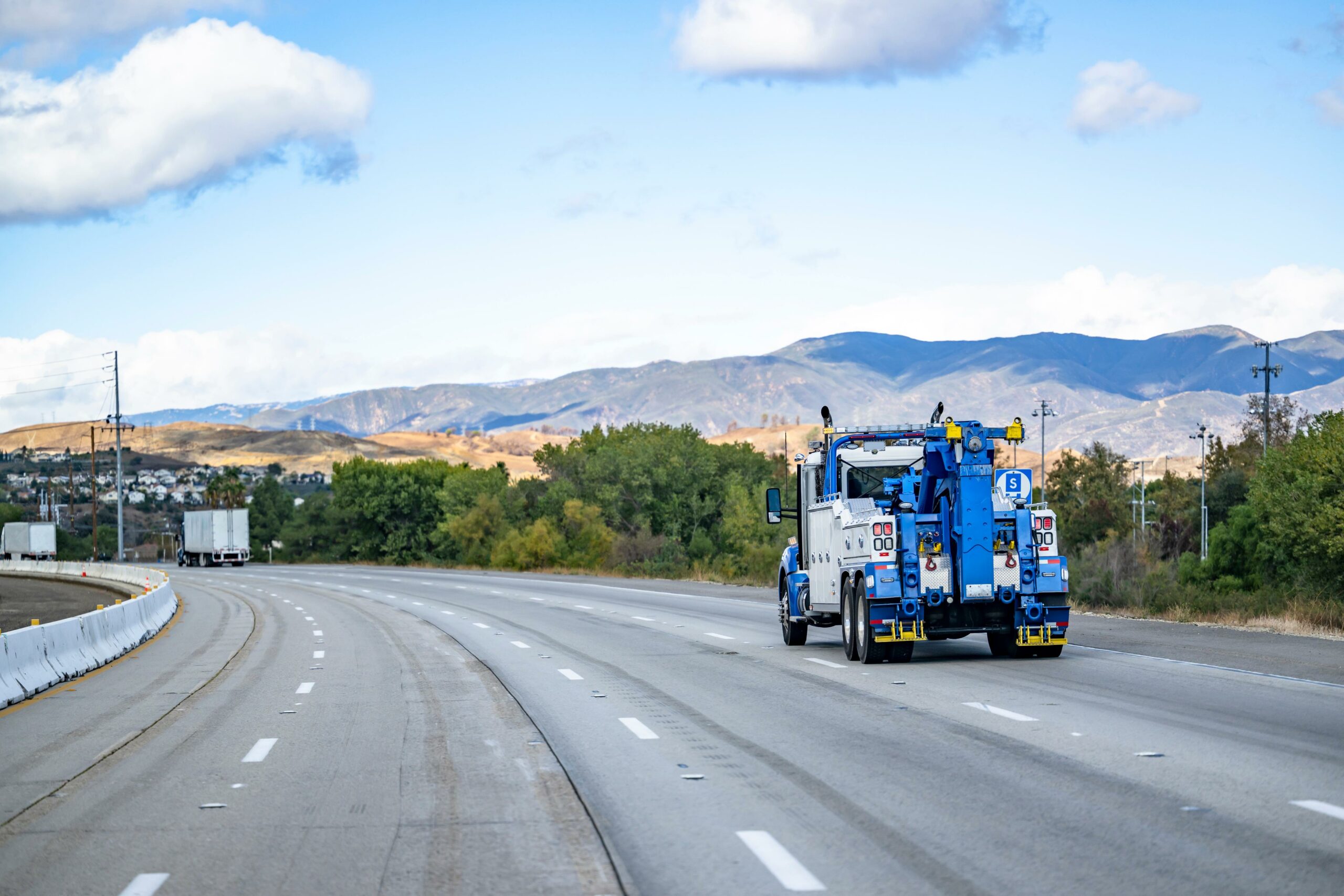 24/7 Towing Company in Sudbury